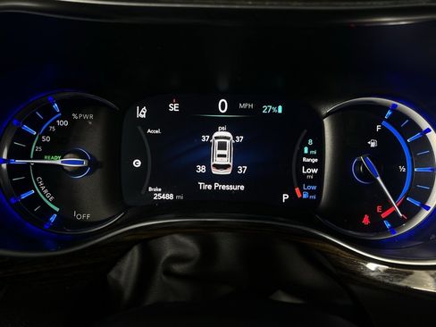 Used 2023 Chrysler Pacifica Pinnacle image 22