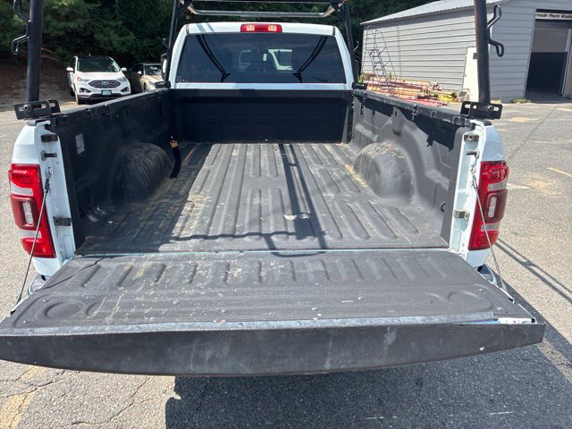 Used 2024 RAM 2500 Tradesman w/ Chrome Appearance Group AWD/4WD image 5