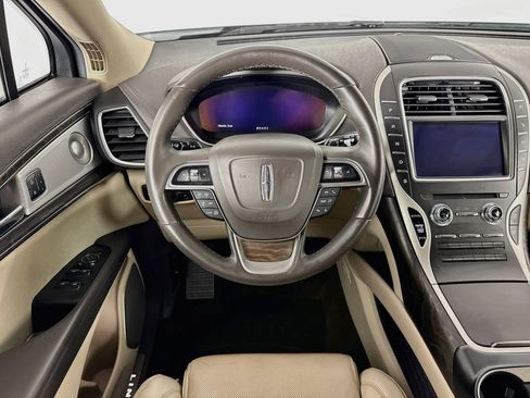 Used 2020 Lincoln Nautilus Reserve w/ Equipment Group 202A AWD/4WD image 23