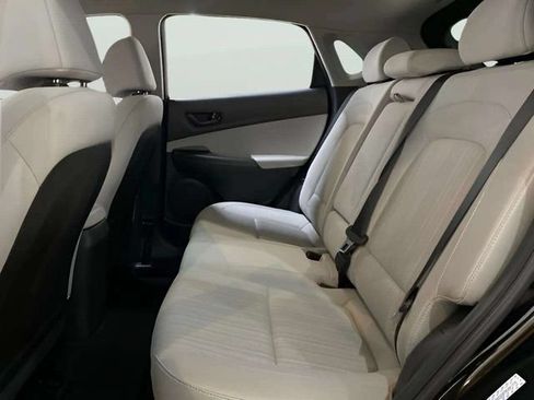 Used 2022 Hyundai Kona SEL FWD image 75