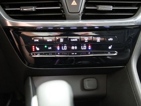 Certified 2024 Buick Encore GX Avenir w/ Avenir Convenience Package AWD/4WD image 6