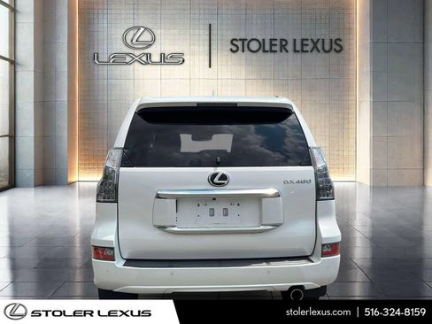 Used 2020 Lexus GX 460 Premium w/ Premium Package AWD/4WD image 4