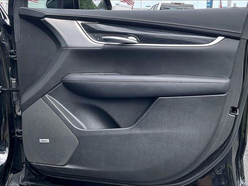 Used 2020 Cadillac XT5 Premium Luxury AWD/4WD image 26