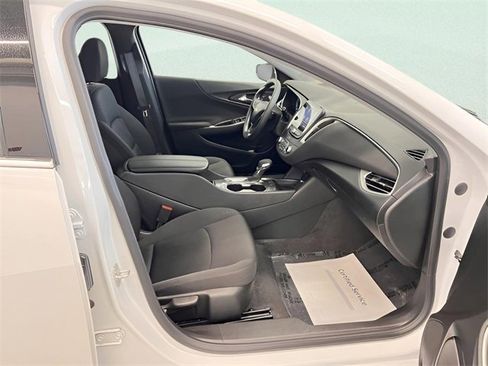 Certified 2024 Chevrolet Malibu LT image 11