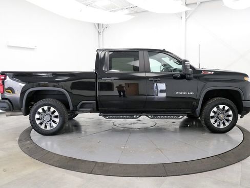 Used 2024 Chevrolet Silverado 2500 Custom w/ Custom Value Package AWD/4WD image 8