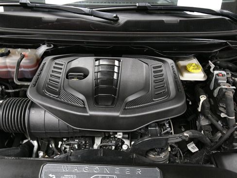 Used 2024 Jeep Wagoneer Series II image 37