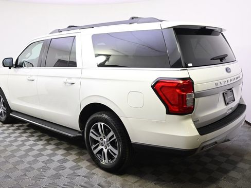 Used 2023 Ford Expedition Max XLT AWD/4WD image 3