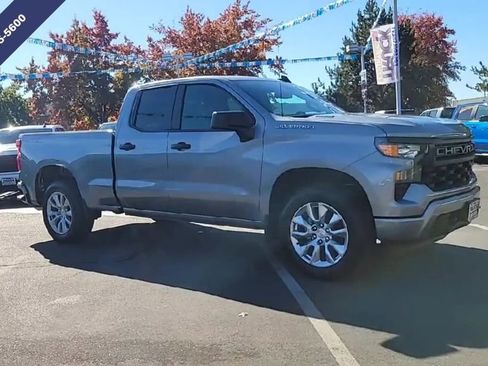 New 2026 Chevrolet Silverado 1500 Custom image 3