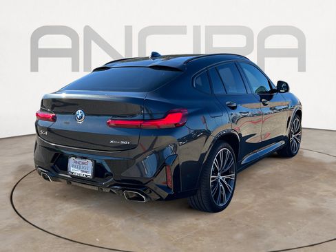 Used 2022 BMW X4 xDrive30i w/ M Sport Package 2 image 9