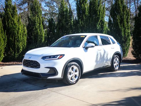 Certified 2023 Honda HR-V LX image 6