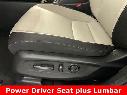 Used 2024 Honda CR-V EX image 10