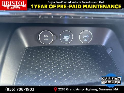 Used 2025 Genesis G70 2.5T image 29