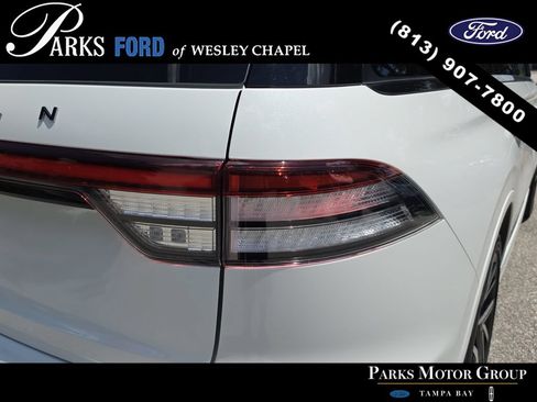 Used 2025 Lincoln Aviator Black Label w/ Black Label Special Edition AWD/4WD image 8