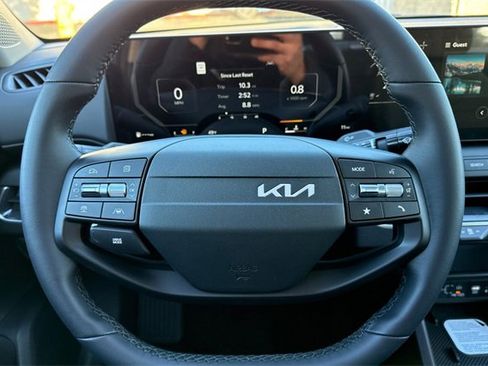 New 2025 Kia K4 EX image 26