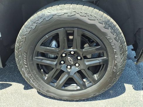 Used 2025 Chevrolet Silverado 1500 LT Trail Boss w/ Convenience Package II AWD/4WD image 17