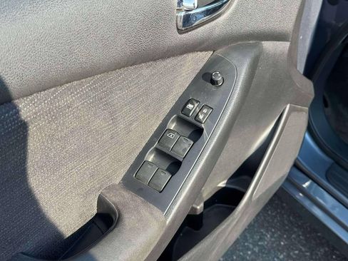 Used 2012 Nissan Altima 2.5 S FWD image 19