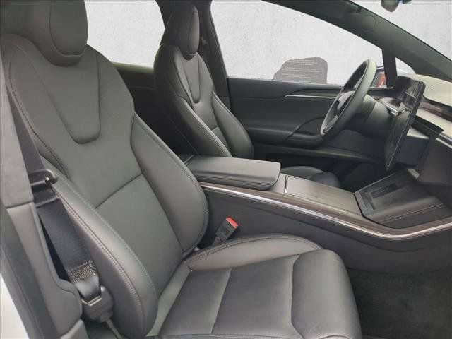 Used 2023 Tesla Model X AWD/4WD image 17