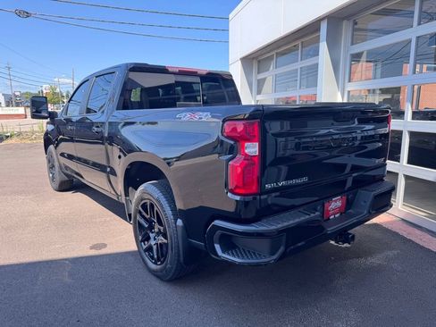 Used 2022 Chevrolet Silverado 1500 RST w/ Convenience Package II AWD/4WD image 3