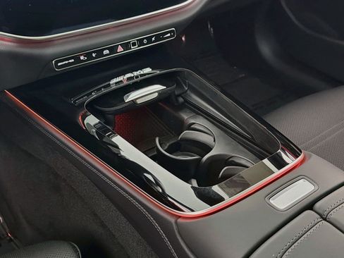New 2026 Mercedes-Benz E 53 AMG e 4MATIC Sedan image 5