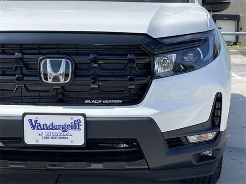New 2025 Honda Ridgeline Black Edition image 7
