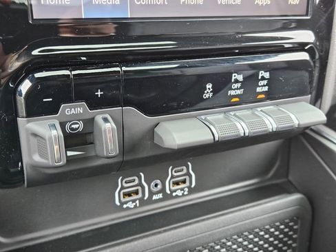 New 2026 RAM 1500 Big Horn AWD/4WD image 23