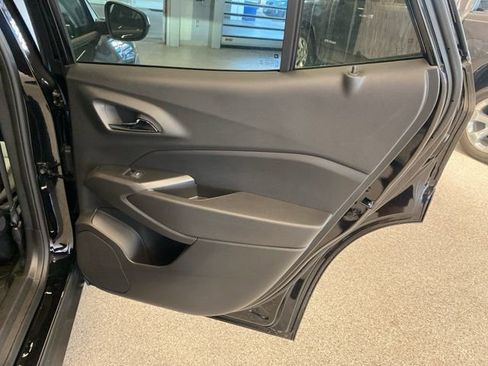 New 2025 Chevrolet Trax LT w/ Driver Confidence Package FWD image 29