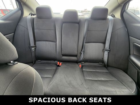 Used 2023 Nissan Altima 2.5 SV image 4