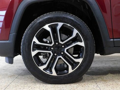 Used 2022 Jeep Compass Limited image 23