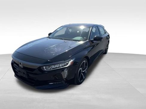 Used 2019 Honda Accord Sport image 2