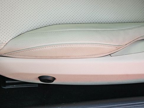 Used 2024 Mercedes-Benz CLE 300 4MATIC Coupe image 20