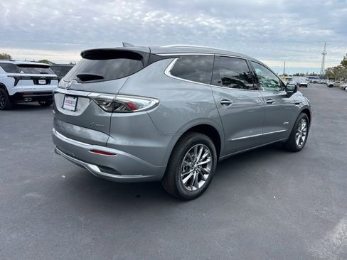 Used 2023 Buick Enclave Avenir w/ Avenir Technology Package image 6
