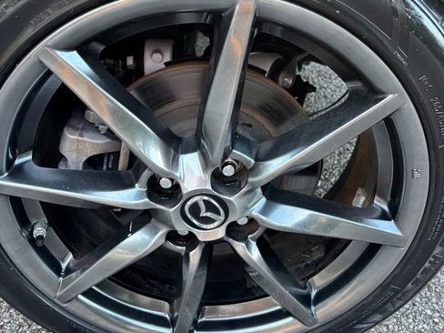 Used 2018 MAZDA MX-5 Miata Grand Touring image 22