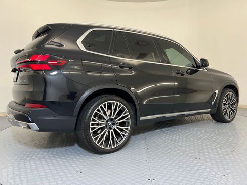 Used 2026 BMW X5 sDrive40i image 8