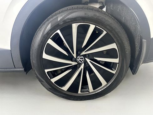 Used 2023 Volkswagen ID.4 Pro S Plus AWD/4WD image 11
