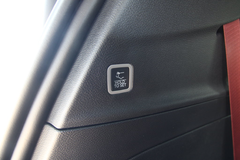 New 2027 Chrysler Pacifica Select AWD/4WD image 40
