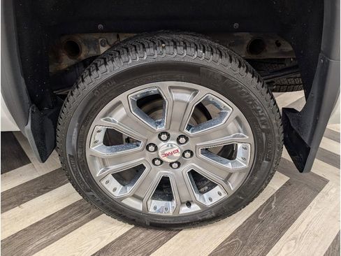 Used 2017 GMC Sierra 1500 Denali w/ Denali Ultimate Package AWD/4WD image 20