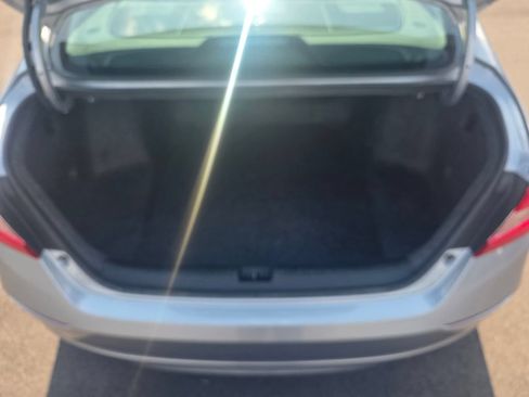 Certified 2018 Honda Accord EX image 14