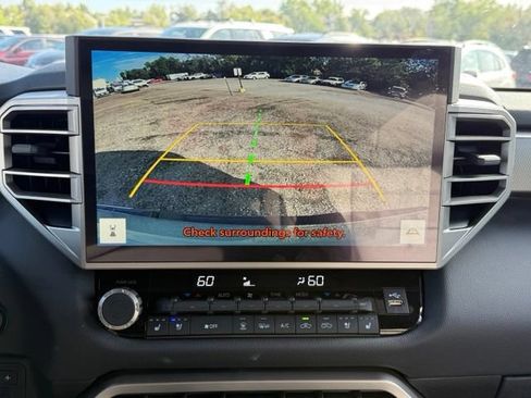 Used 2025 Toyota Tundra Limited AWD/4WD image 22