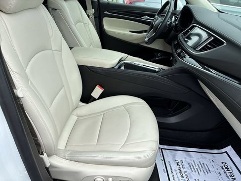 Used 2023 Buick Enclave Essence w/ Experience Buick Package AWD/4WD image 25
