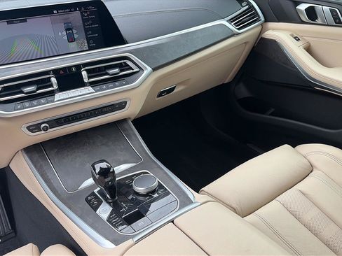Used 2022 BMW X5 sDrive40i w/ Premium Package RWD image 17