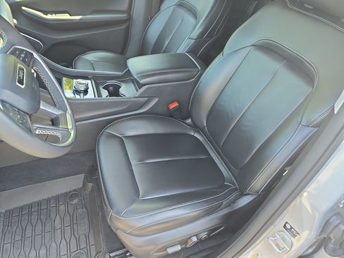 Used 2023 Jeep Grand Cherokee Limited w/ Black Appearance Package AWD/4WD image 15