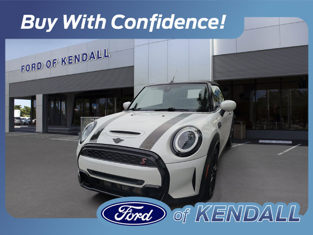 Used 2023 MINI Cooper S FWD image 1