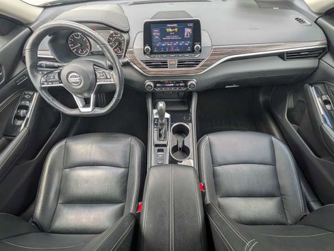 Used 2020 Nissan Altima 2.5 Platinum AWD/4WD image 22