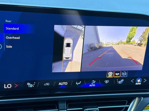 New 2026 Chevrolet Equinox EV LT w/ Comfort Package FWD image 16