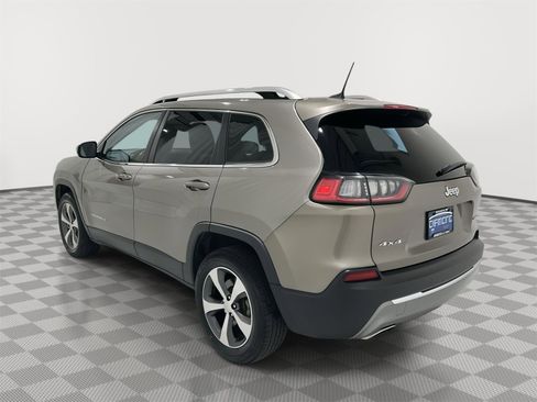 Used 2021 Jeep Cherokee Limited AWD/4WD image 3