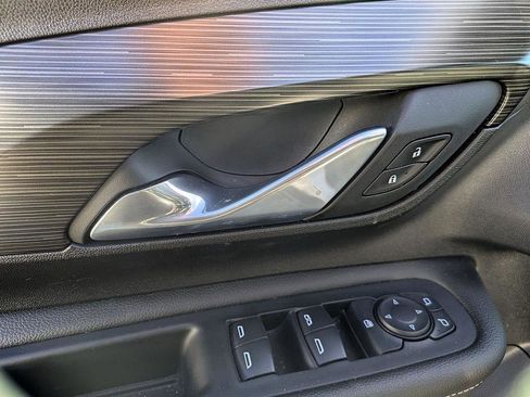 Used 2024 GMC Terrain SLE image 14