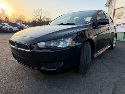 Used 2013 Mitsubishi Lancer ES image 9