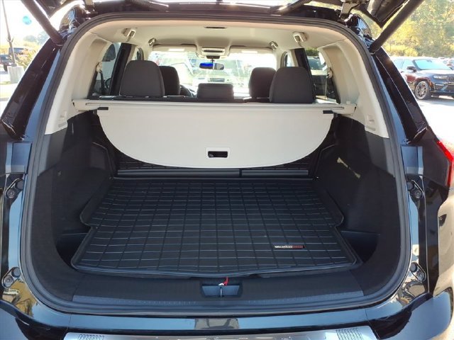 Used 2025 Nissan Rogue SV FWD image 8