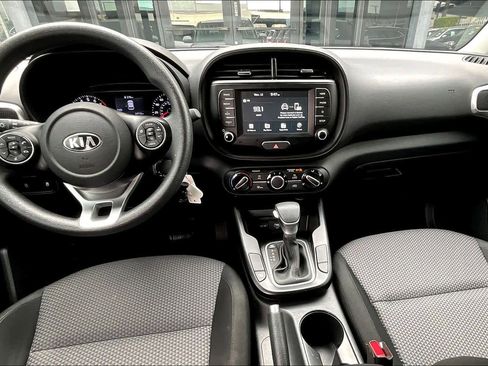 Used 2021 Kia Soul LX image 15