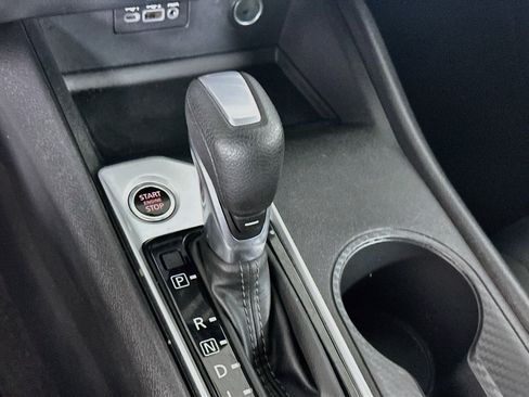 Used 2025 Nissan Altima 2.5 SV FWD image 24